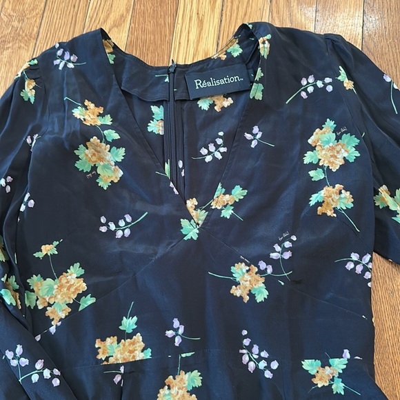 Realisation Par the Kate mini black floral silk Dress long sleeve L - Picture 2 of 8
